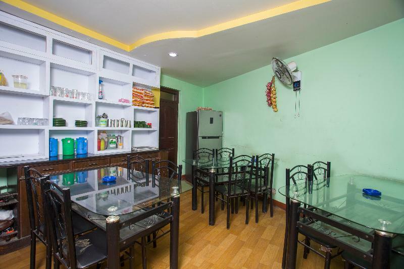 Oyo 161 Ram Janaki Hotel Катманду Екстер'єр фото