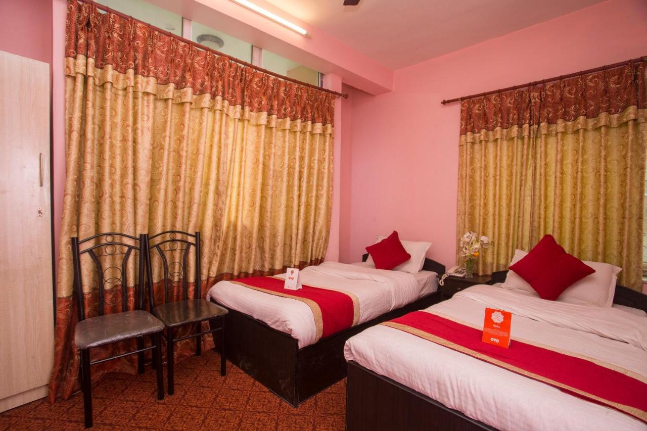 Oyo 161 Ram Janaki Hotel Катманду Екстер'єр фото